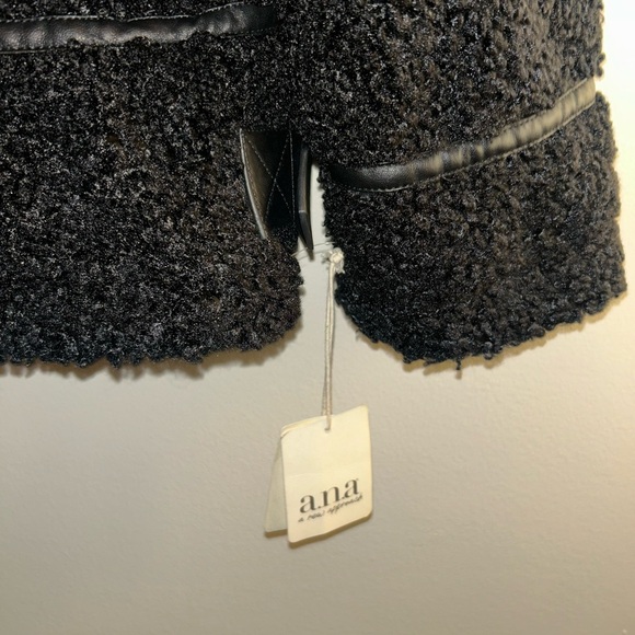 a.n.a Black Textured Puffer Jacket - Picture 2 of 3